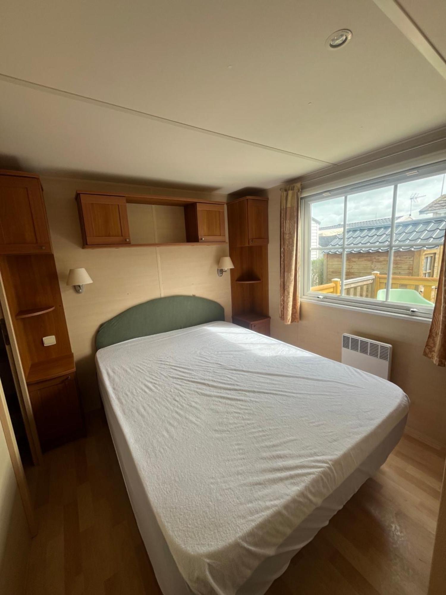 Mobile-home 4 Etoiles Bord De Campingplatz Ouistreham